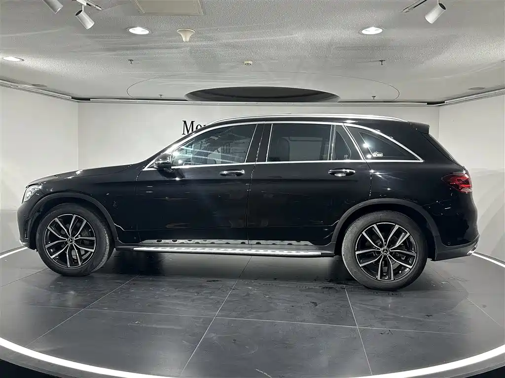 Mercedes-Benz GLC 2021