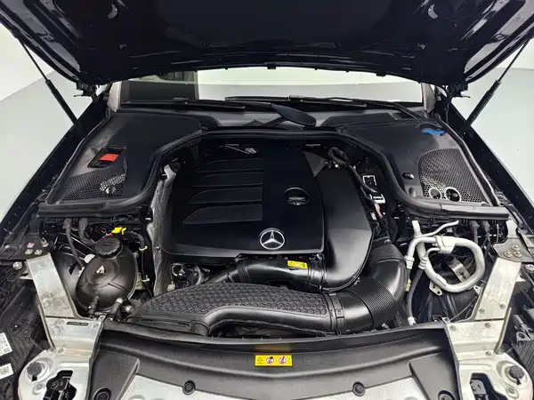 Mercedes-Benz E-Class 2022