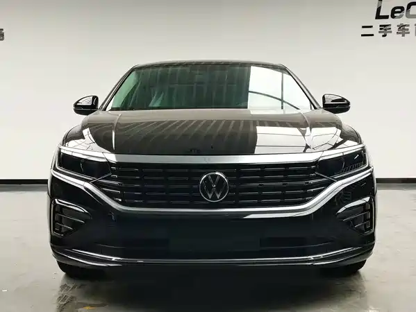 Volkswagen Passat 2022