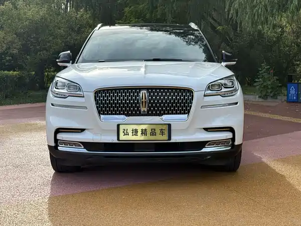 Lincoln Aviator 2021