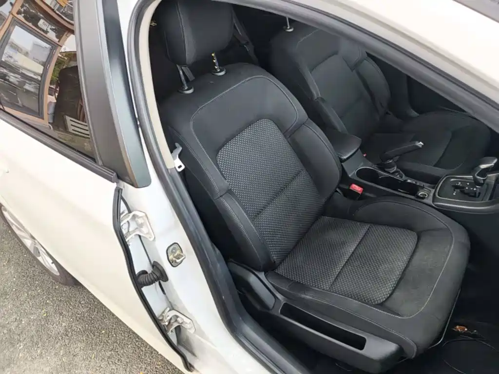 Citroën C4 Sega 2018 — фото 25