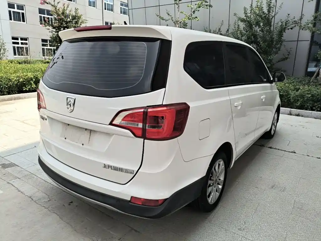 Baojun 730 2021