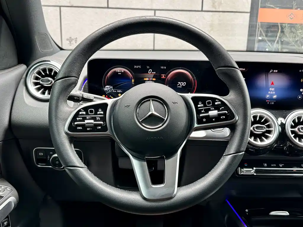 Mercedes-Benz GLB 2022 — фото 14