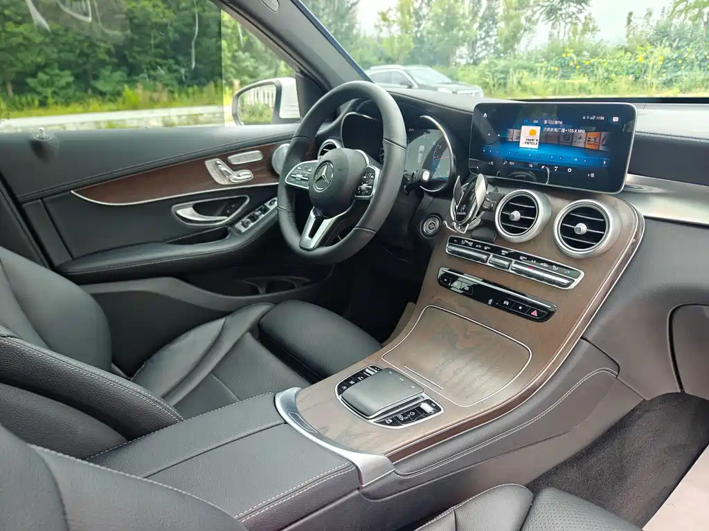 Mercedes-Benz GLC 2023 — фото 27