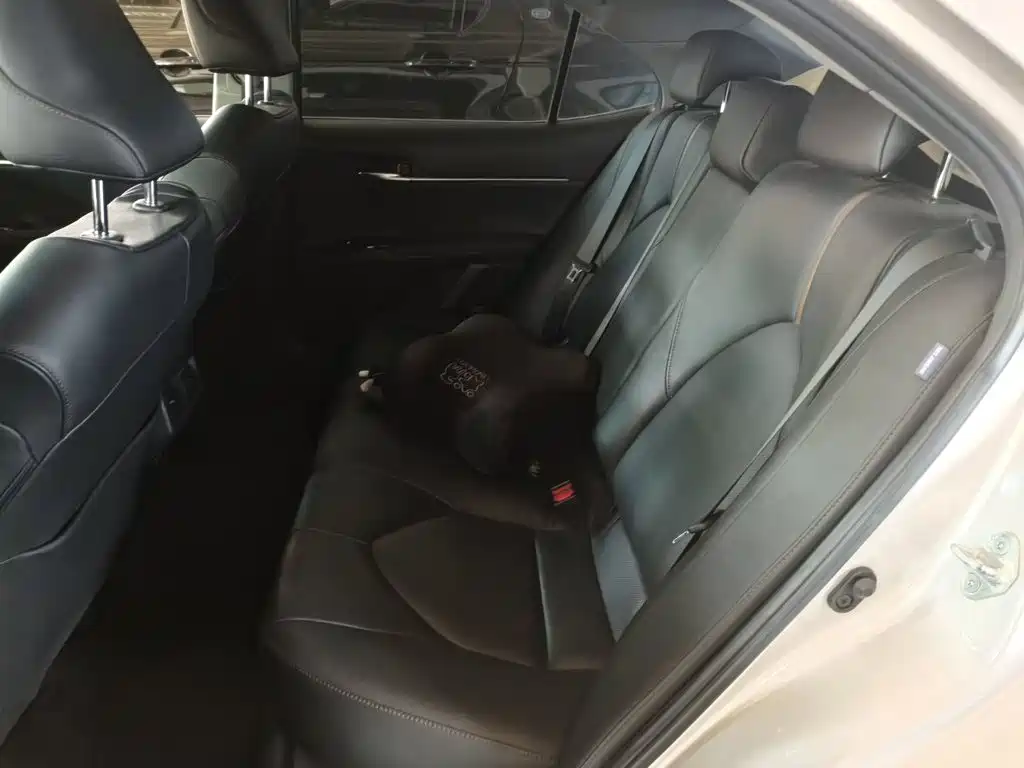 Toyota Camry 2020 — фото 13