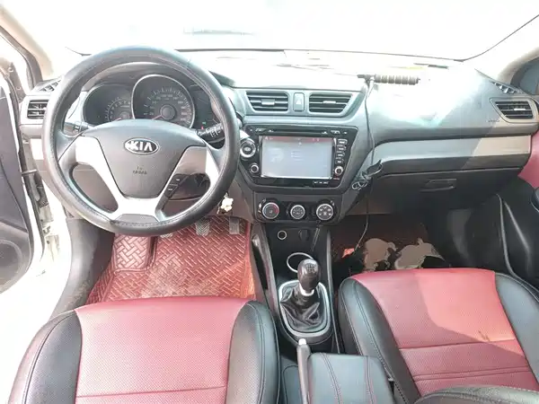 Kia K2 2015