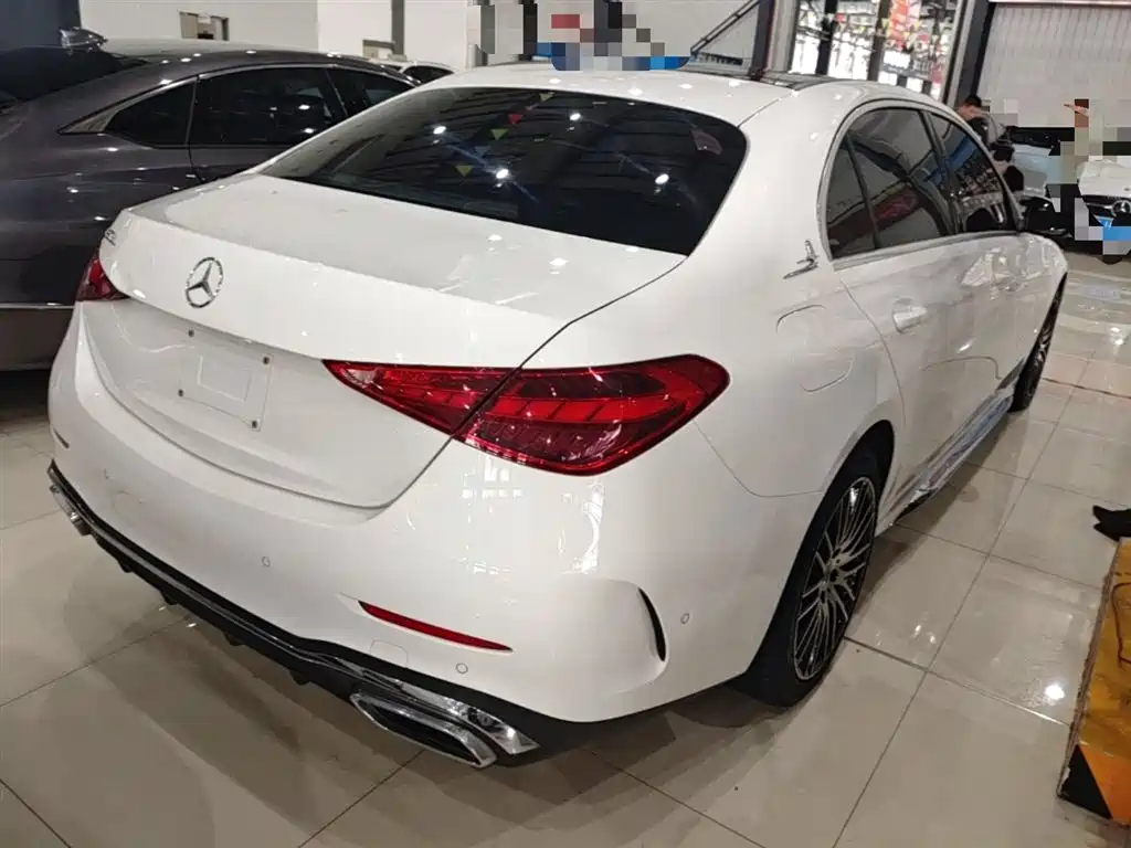Mercedes-Benz C-Class 2023 — фото 5
