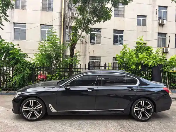 BMW 7 Series 2019