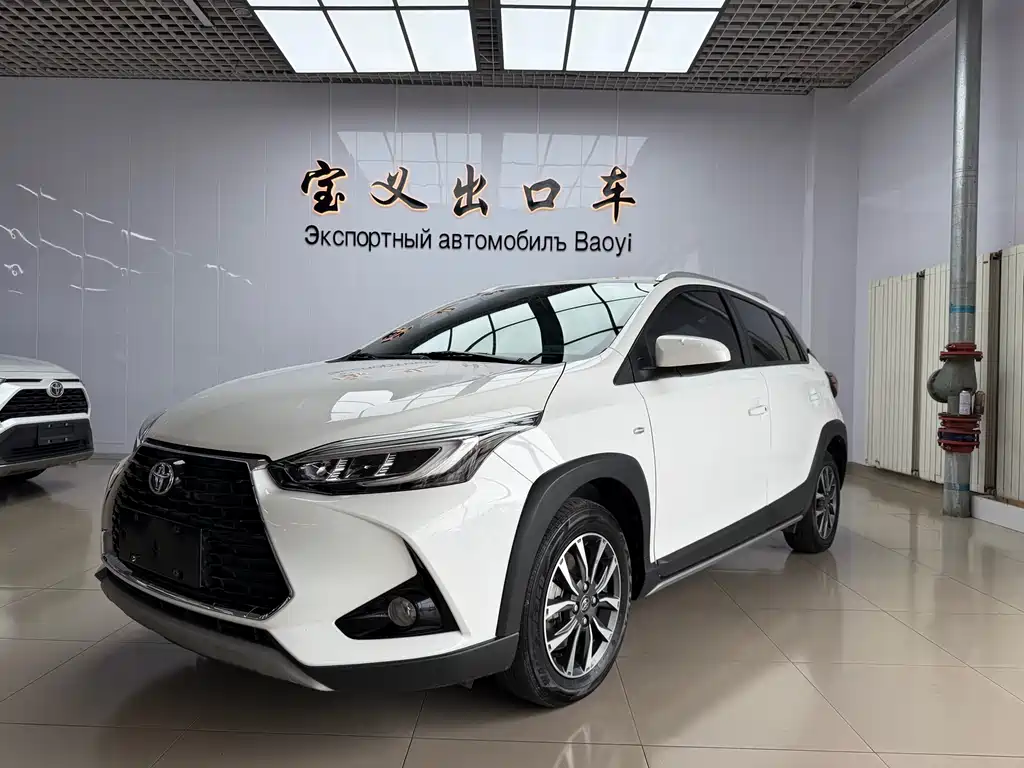 Toyota Yaris L 2022