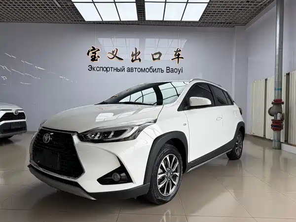 Toyota Yaris L 2022