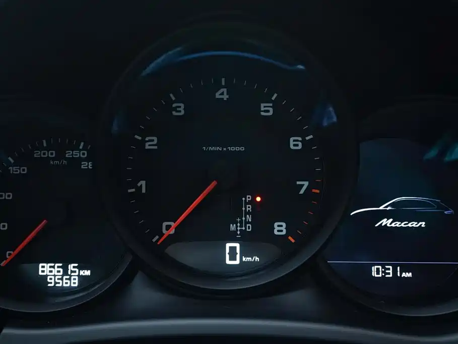 Porsche Macan 2018 — фото 8