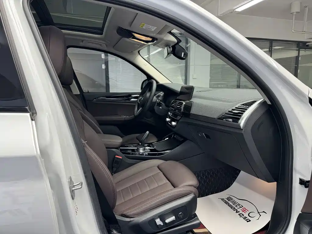BMW X3 2020 — фото 12