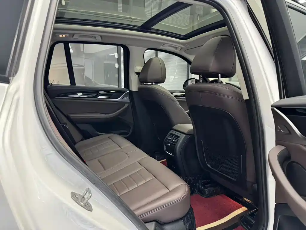 BMW X3 2020 — фото 14