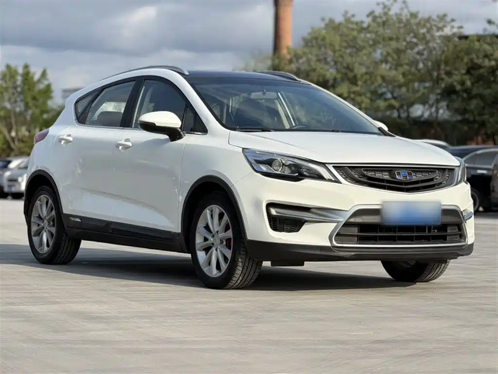 Geely Emgrand GS 2017 — фото 15