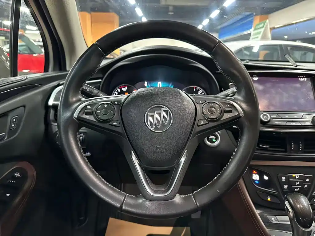 Buick Envision Plus 2018 — фото 10