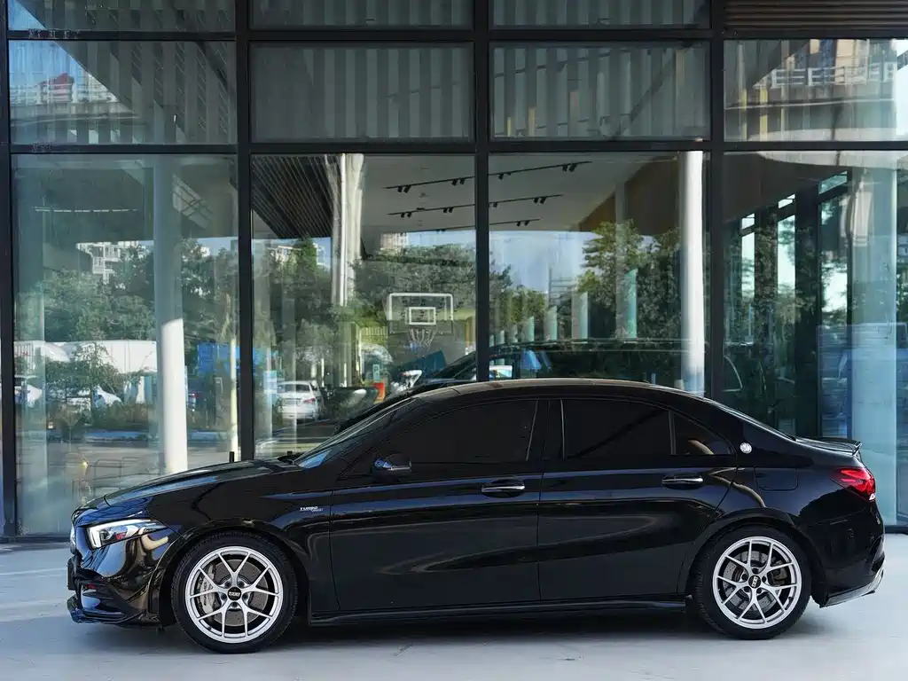 Mercedes-Benz A-Class AMG 2021 — фото 9