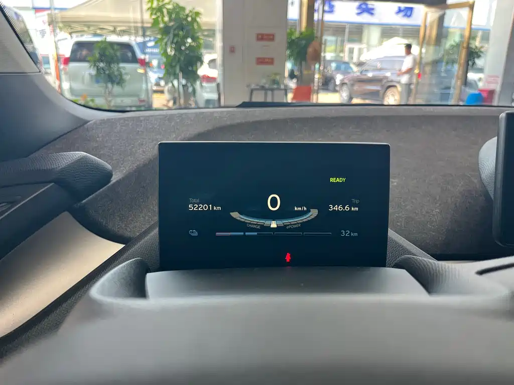 BMW i3 2016 — фото 10