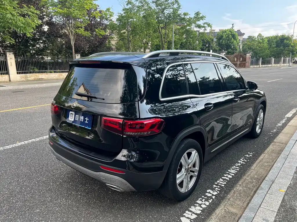 Mercedes-Benz GLB 2022