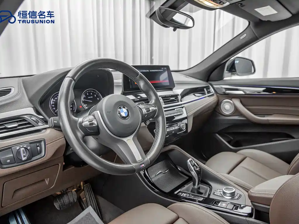 BMW X2 2021 — фото 11