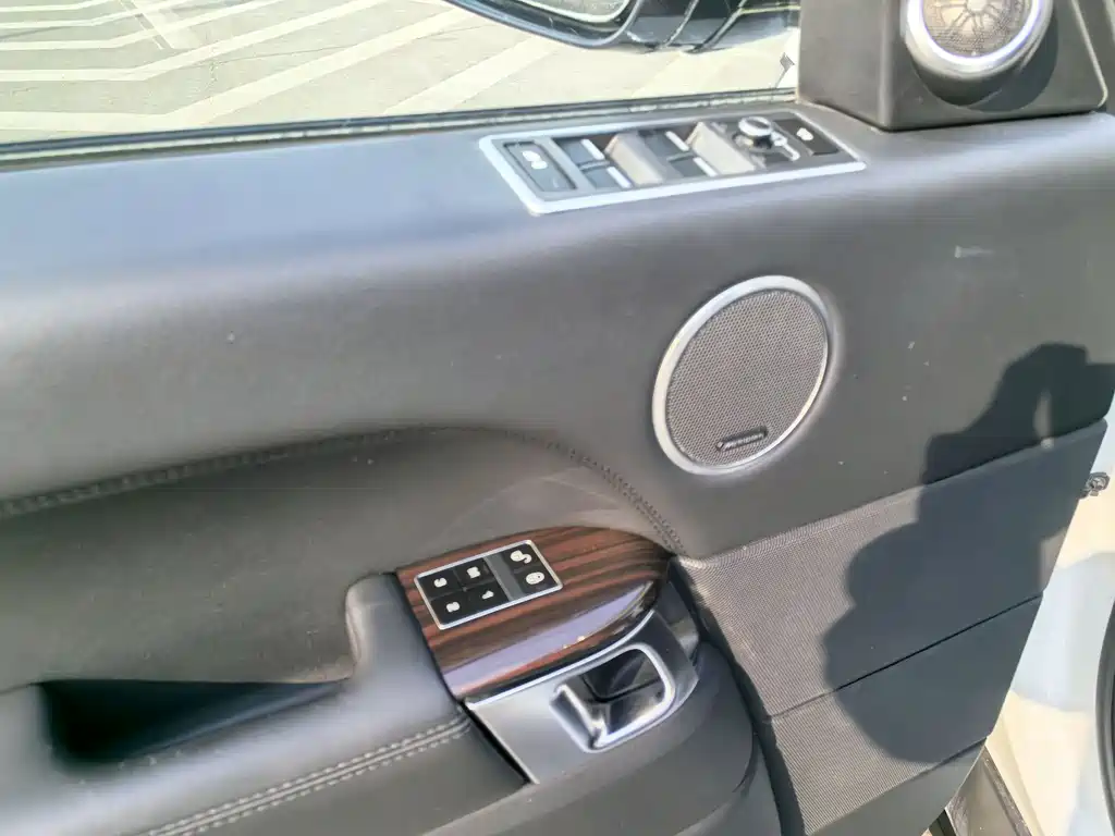 Land Rover Range Rover 2015 — фото 10