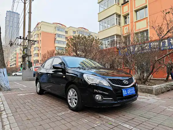 Hyundai Yuedong 2015