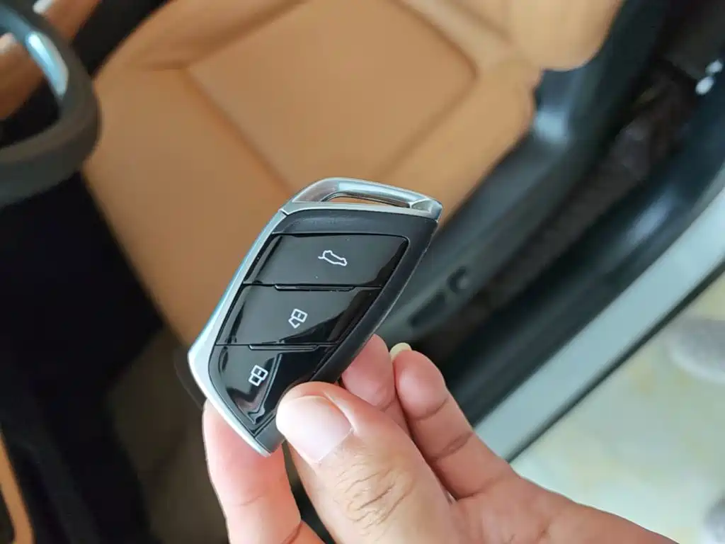 Maxus G50 Plug-In Hybrid 2025 — фото 9