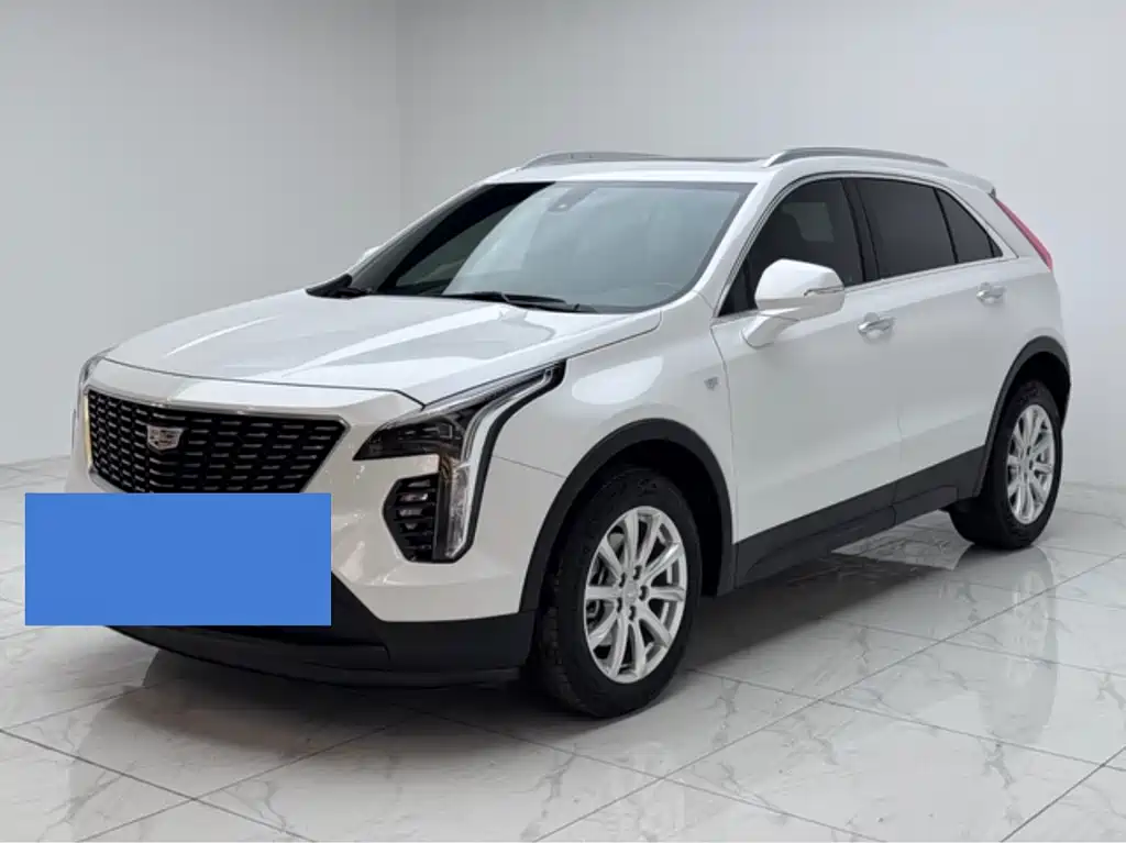 Cadillac XT4 2021 — фото 1