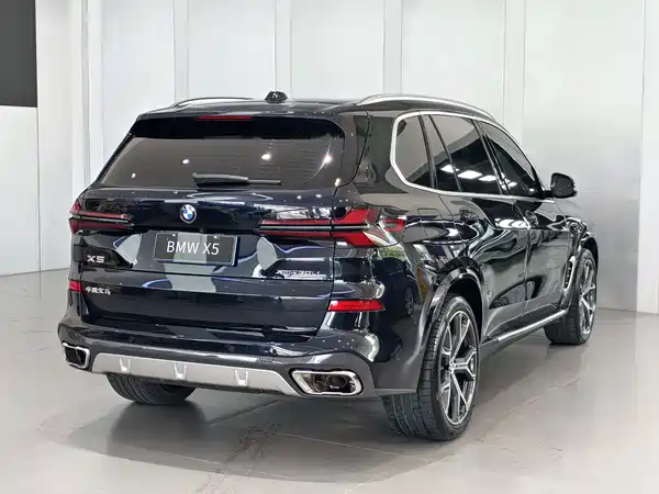 BMW X5 2024