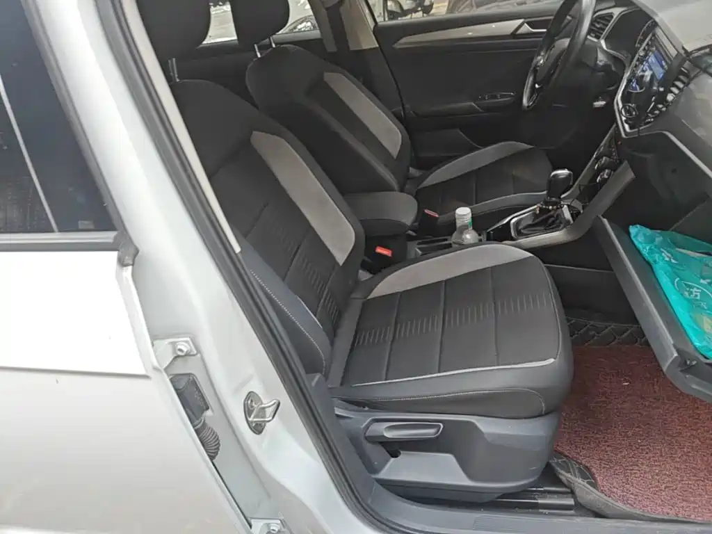 Volkswagen T-Roc 2021 — фото 20