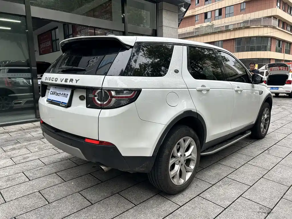 Land Rover Discovery Sport 2019 — фото 5