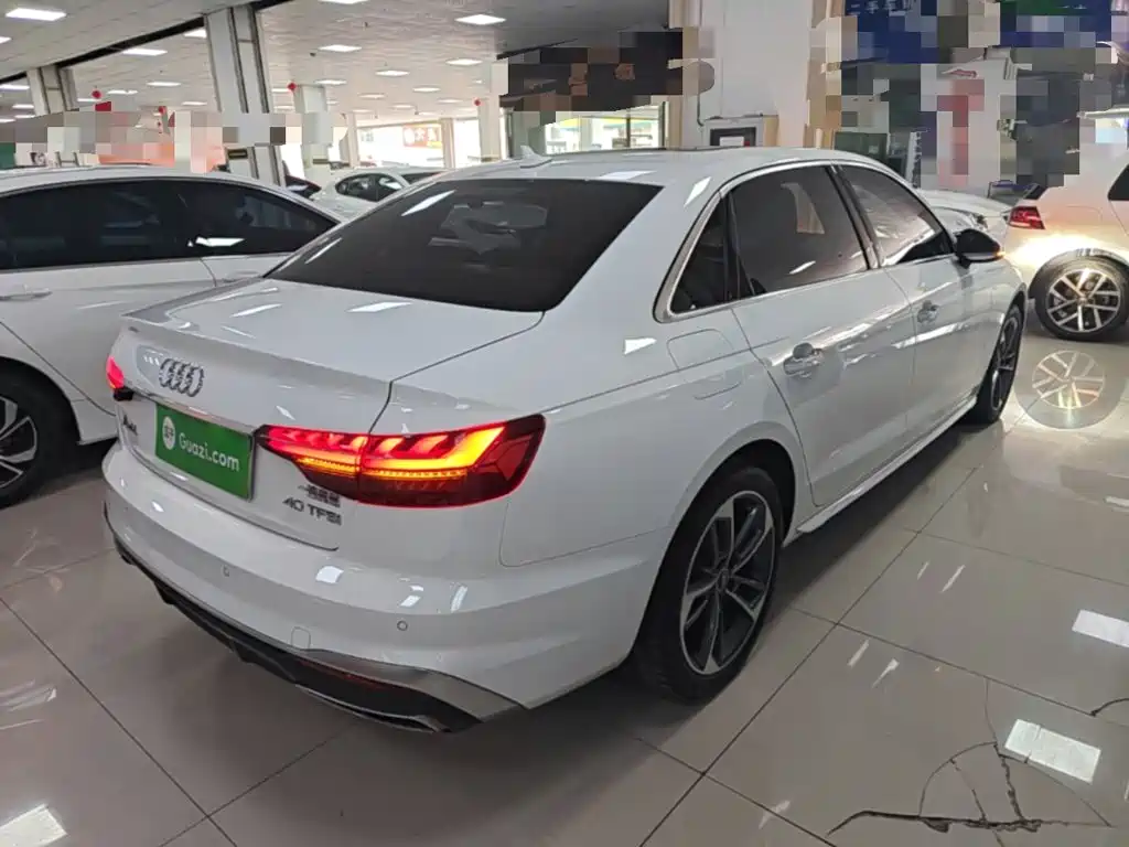 Audi A4L 2023