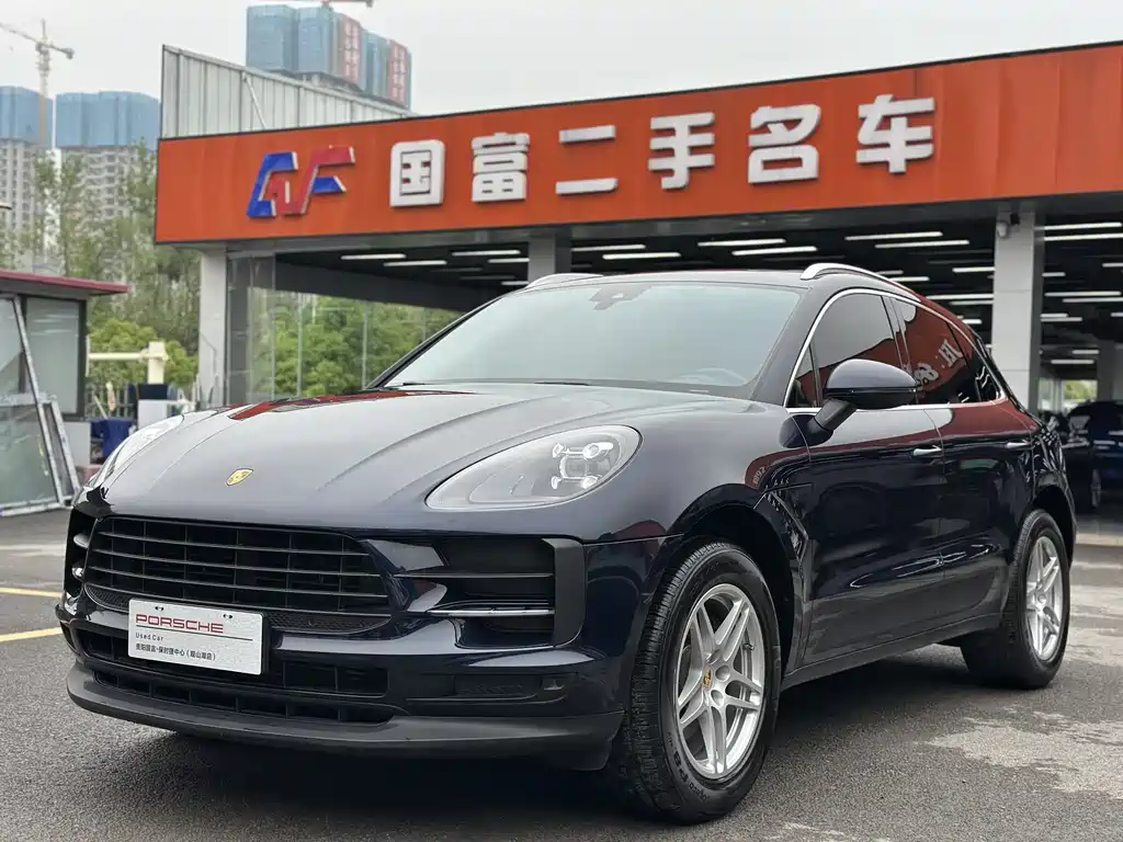 Porsche Macan 2020 — фото 1