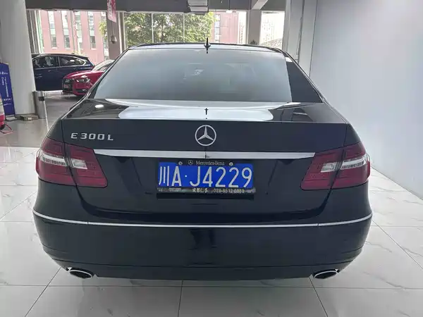 Mercedes-Benz E-Class 2013