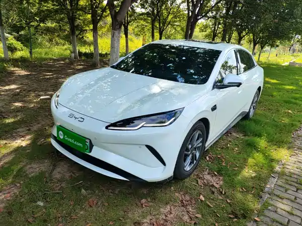BYD Seal 06 2025
