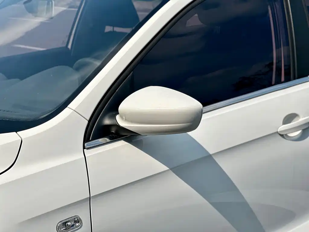 Volkswagen Jetta 2016 — фото 19