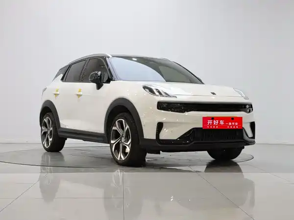 Lynk & Co 06 2023