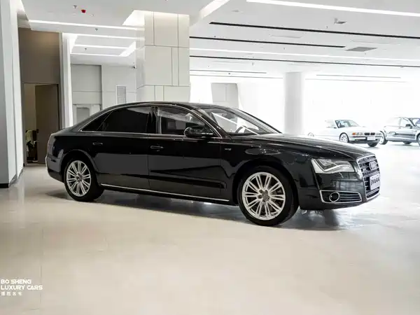 Audi A8 2012