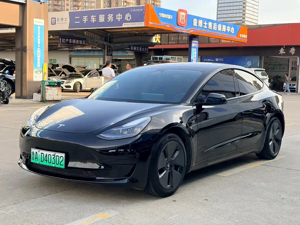 Tesla Model 3 2023