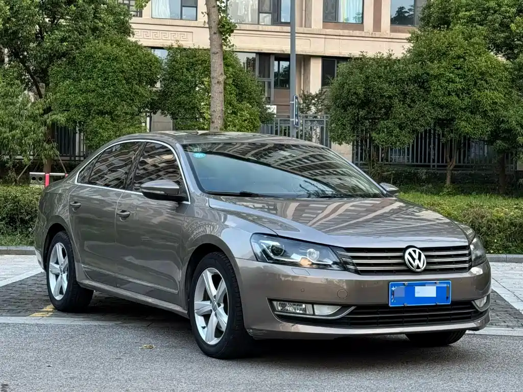 Volkswagen Passat 2012