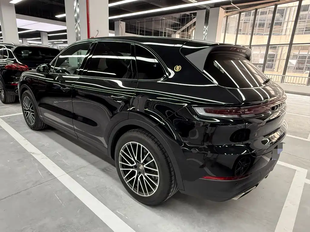 Porsche Cayenne 2024 — фото 18