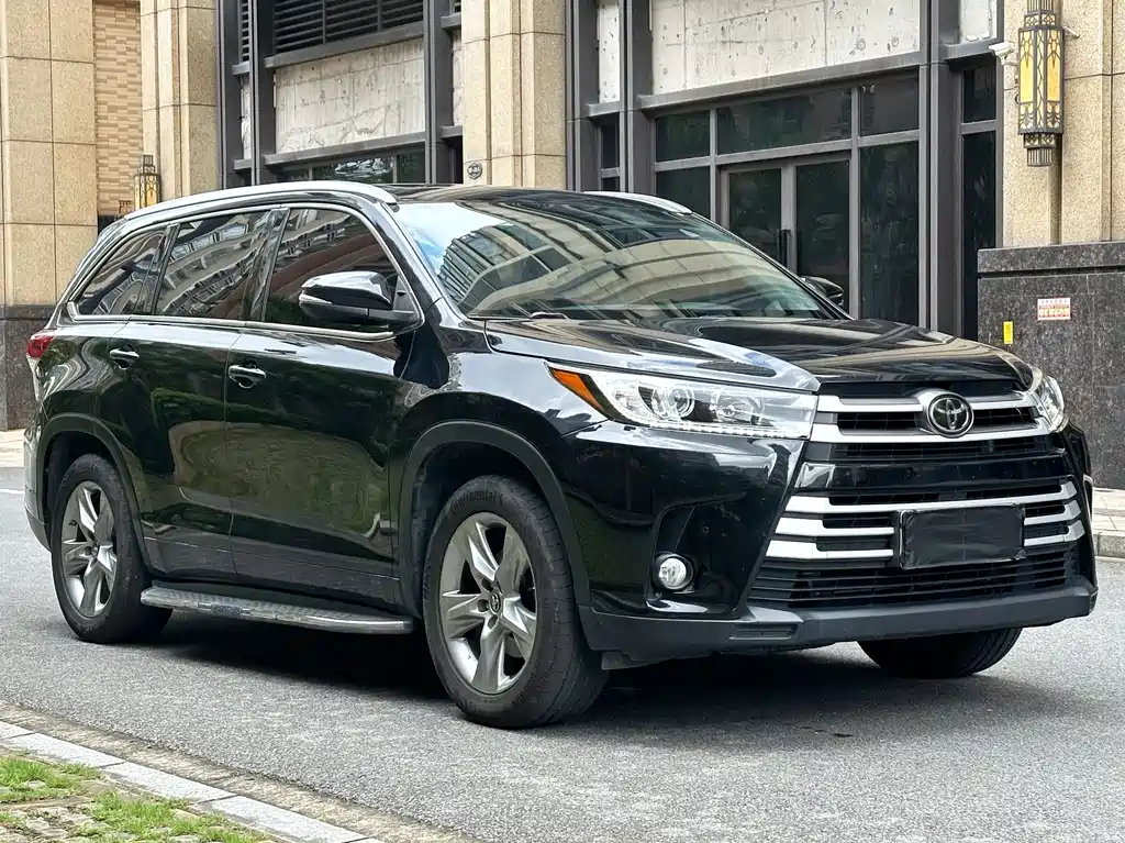 Toyota Highlander 2021 — фото 5