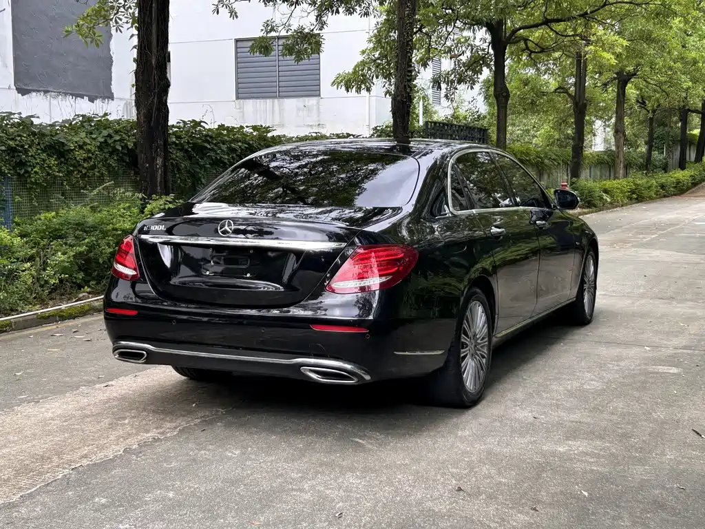 Mercedes-Benz E-Class 2020