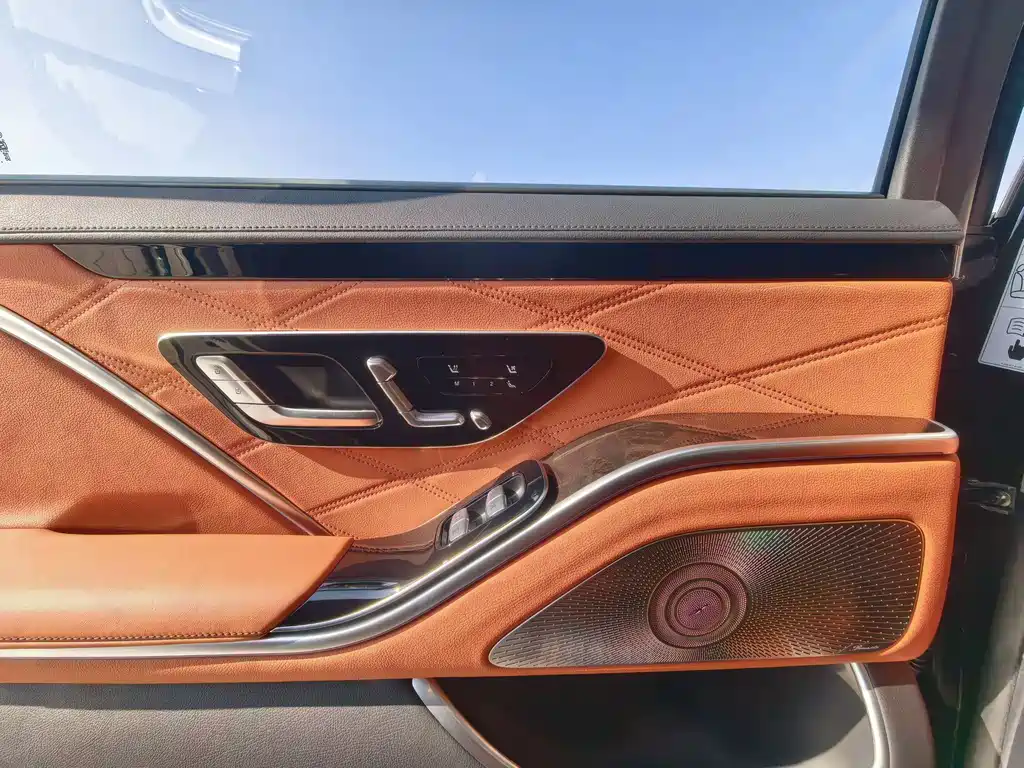 Mercedes-Benz S-Class 2024 — фото 11