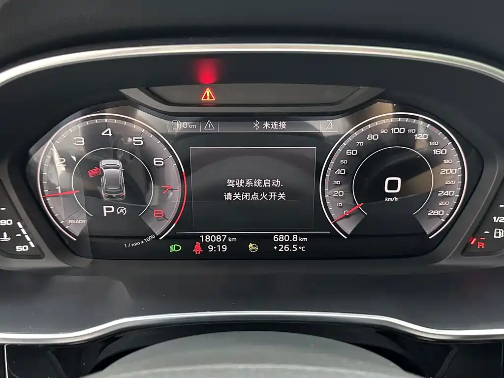 Audi Q3 2022 — фото 13