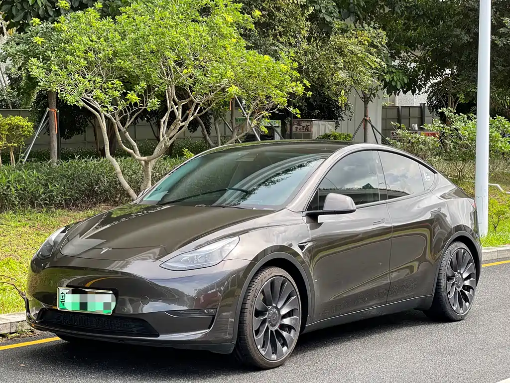 Tesla Model Y 2022 — фото 1