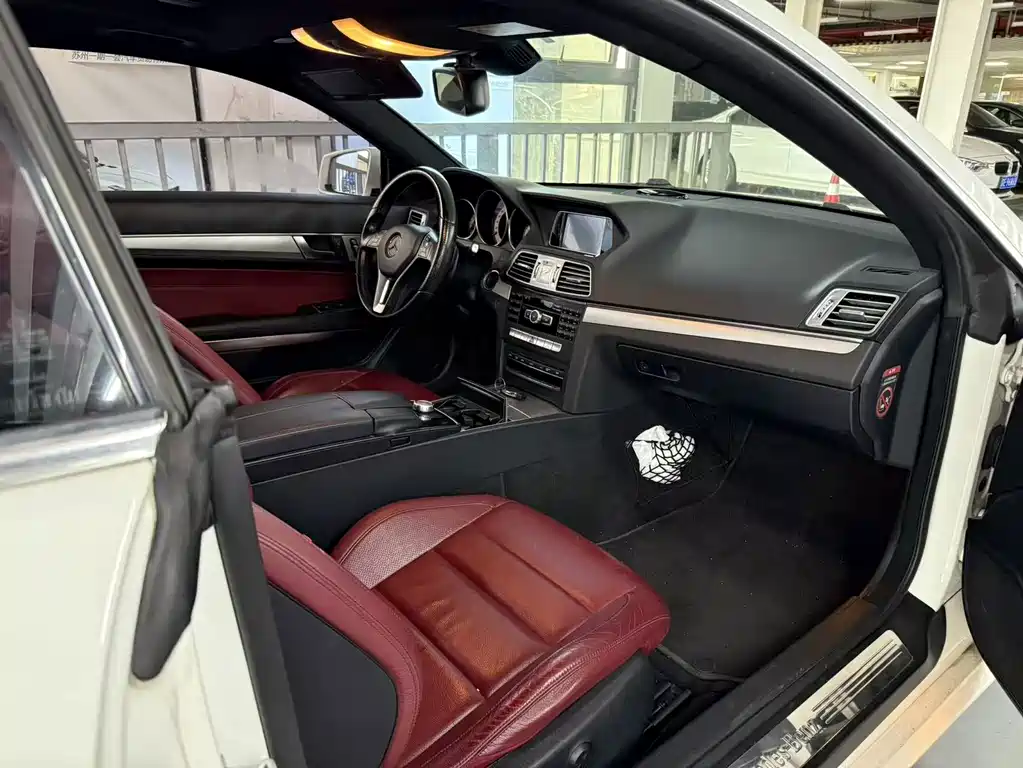 Mercedes-Benz E-Class 2015