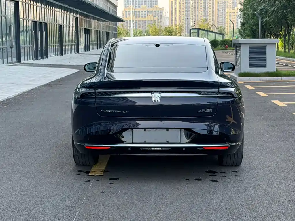 Buick Zhijing L7 2025 — фото 5