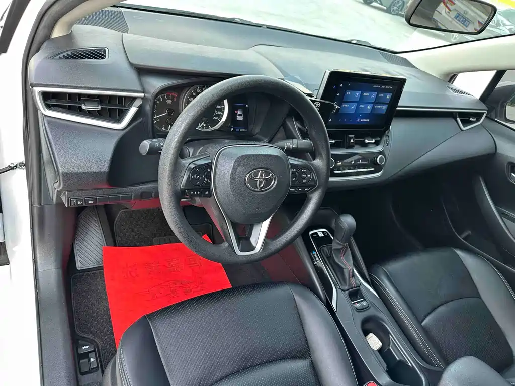 Toyota Corolla 2022 — фото 12