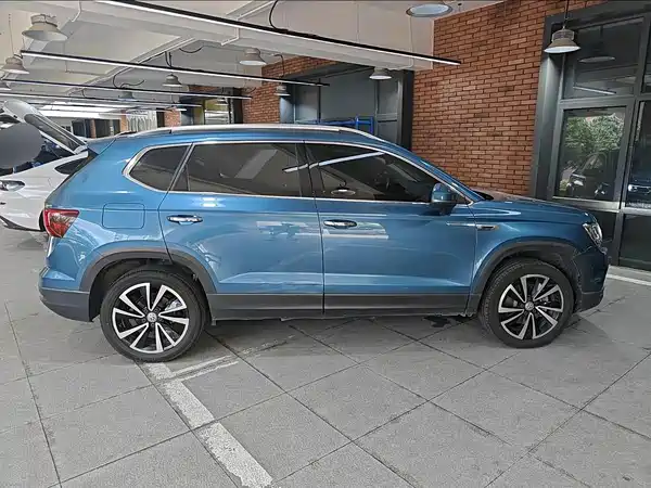 Volkswagen Tharu 2020