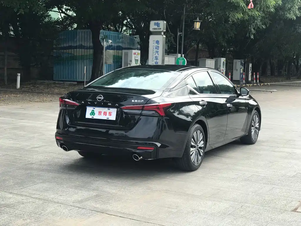 Nissan Teana 2023 — фото 14